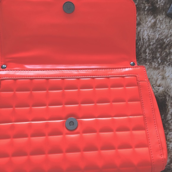 Diesel metal chain crossbody bag -80% new - Picture 5 of 10